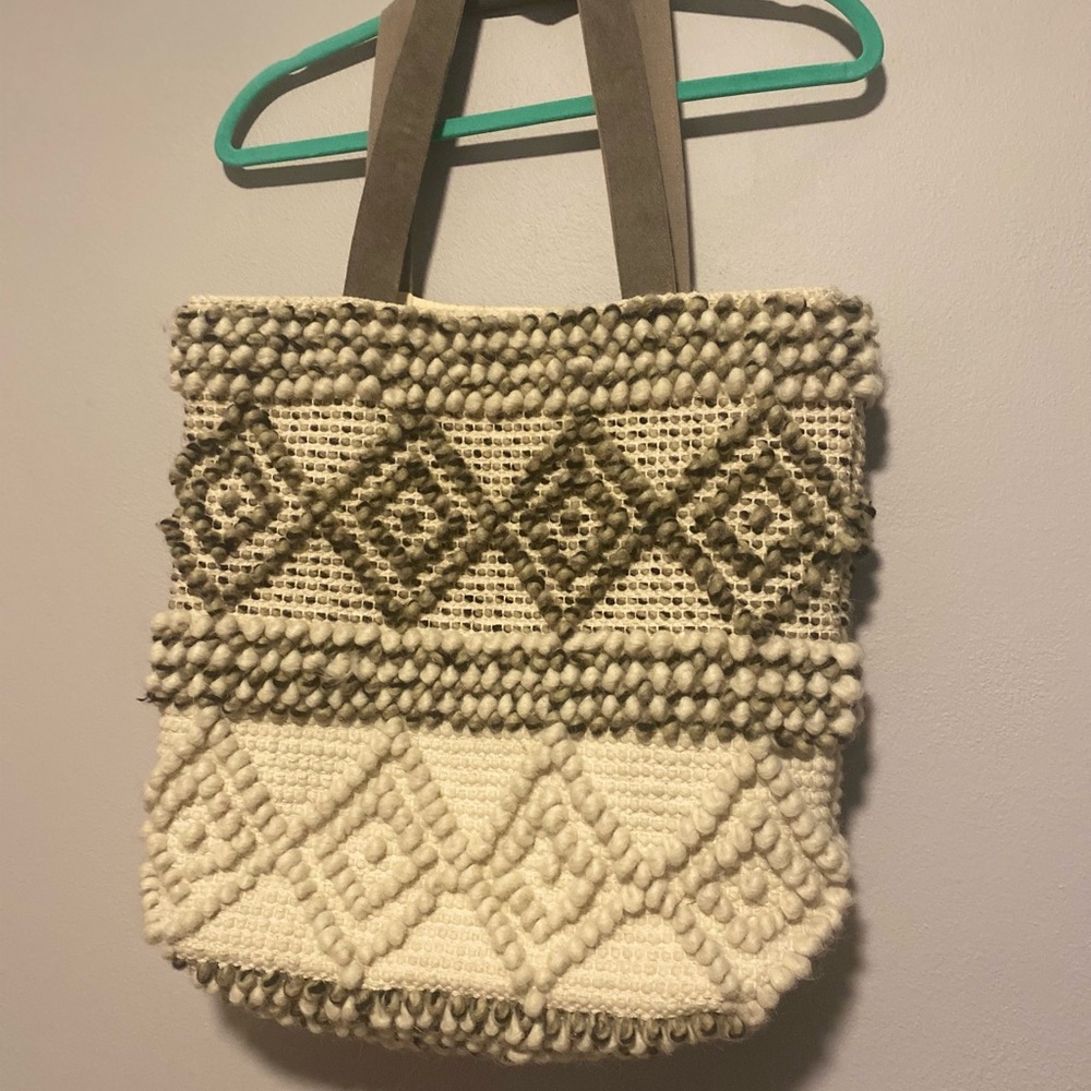 Anthropologie bag! Medium sized.
